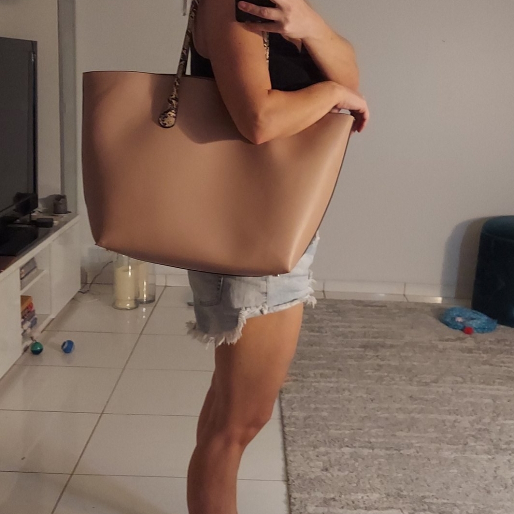Shoulder bag